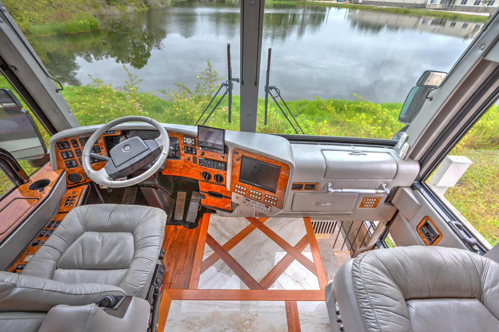 prevost interior upgrade 7